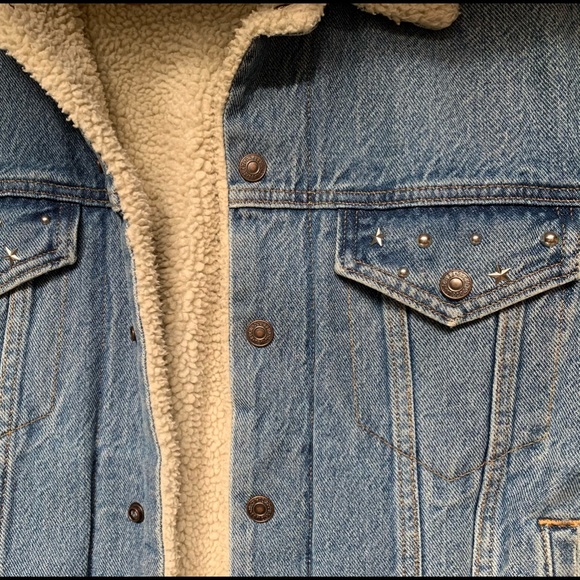 Levi’s insulated jean jacket - Picture 3 of 3